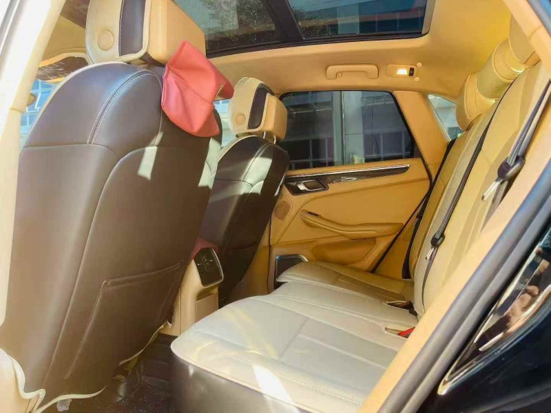 广州15年保时捷Macan6