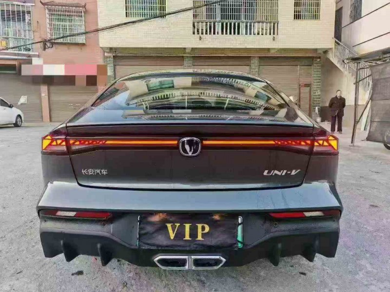 常德25年长安汽车UNI4