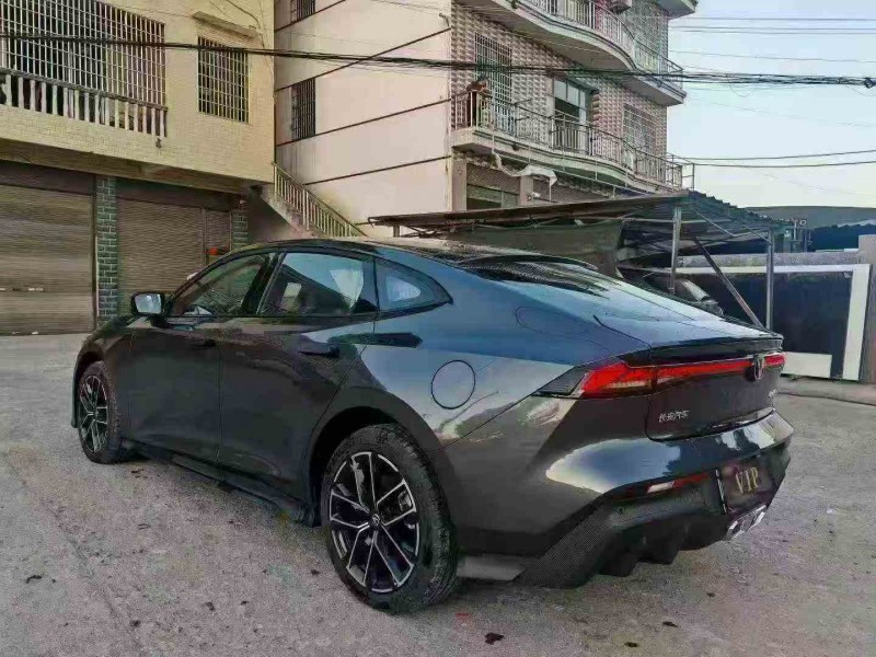 常德25年长安汽车UNI8