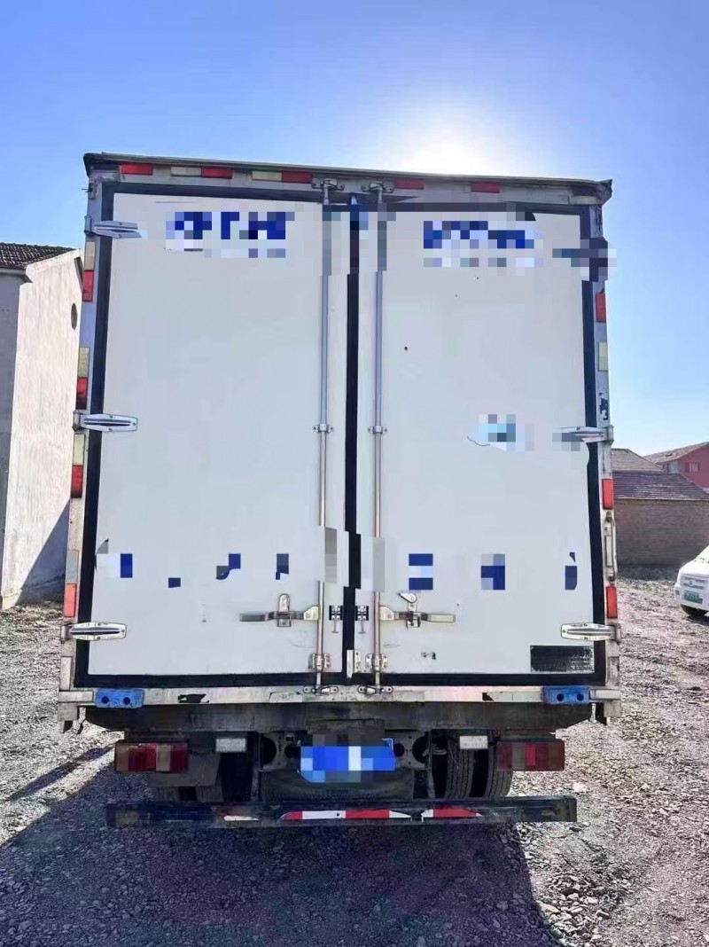 菏泽23年卡车系列重汽豪沃8