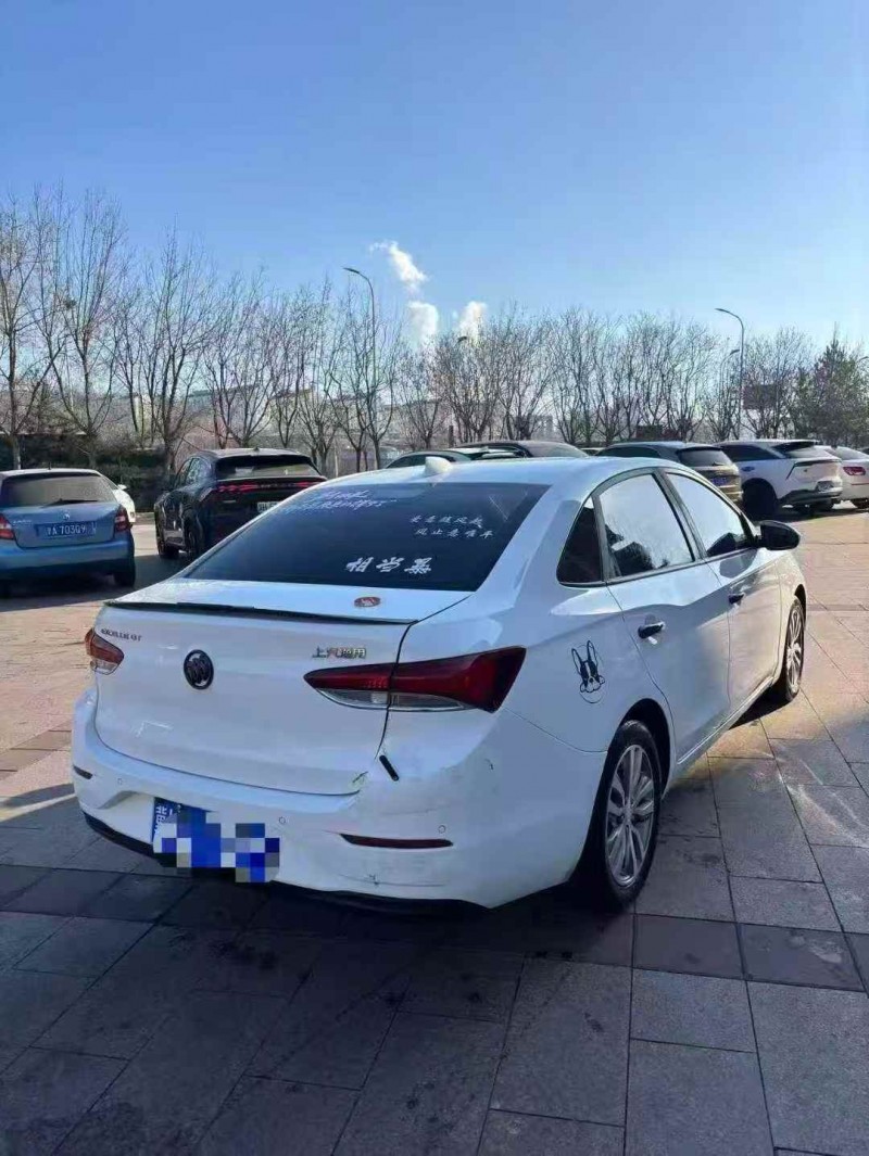 张家口20年别克英朗7