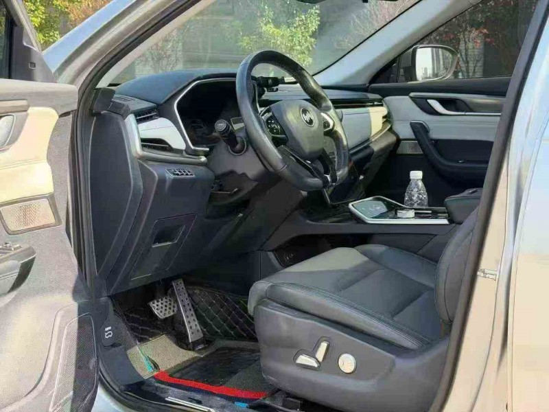 衡阳21年威马汽车EX-55