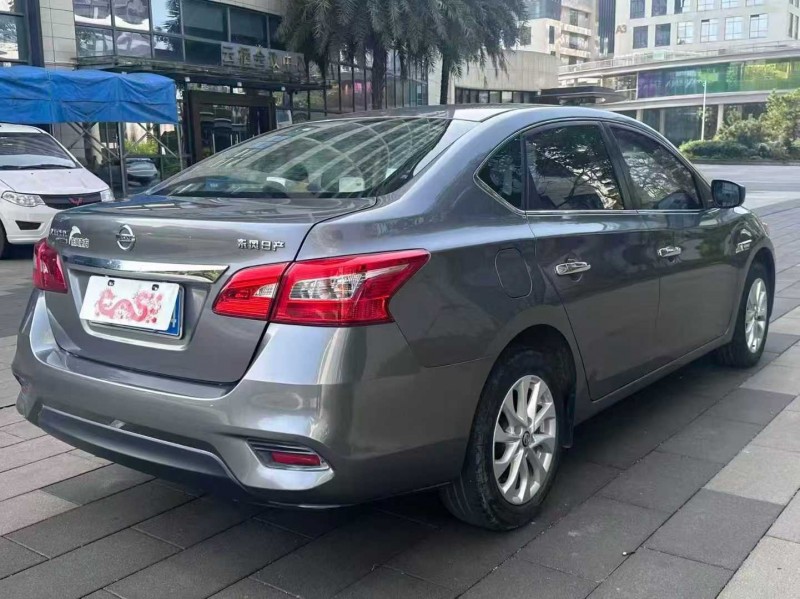 佛山21年日产轩逸7