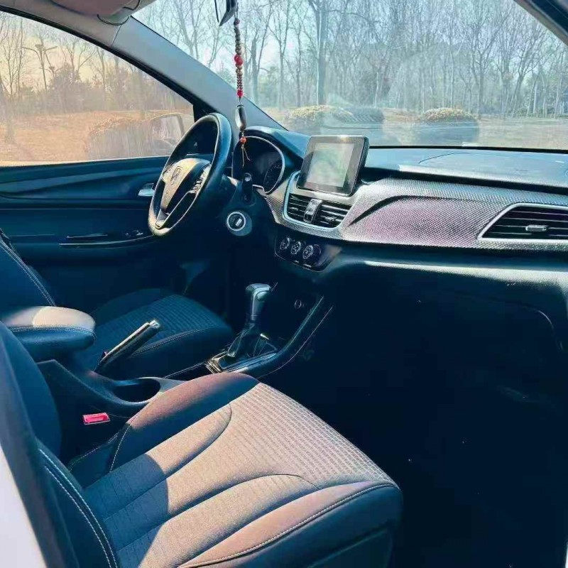 潍坊19年宝骏7307