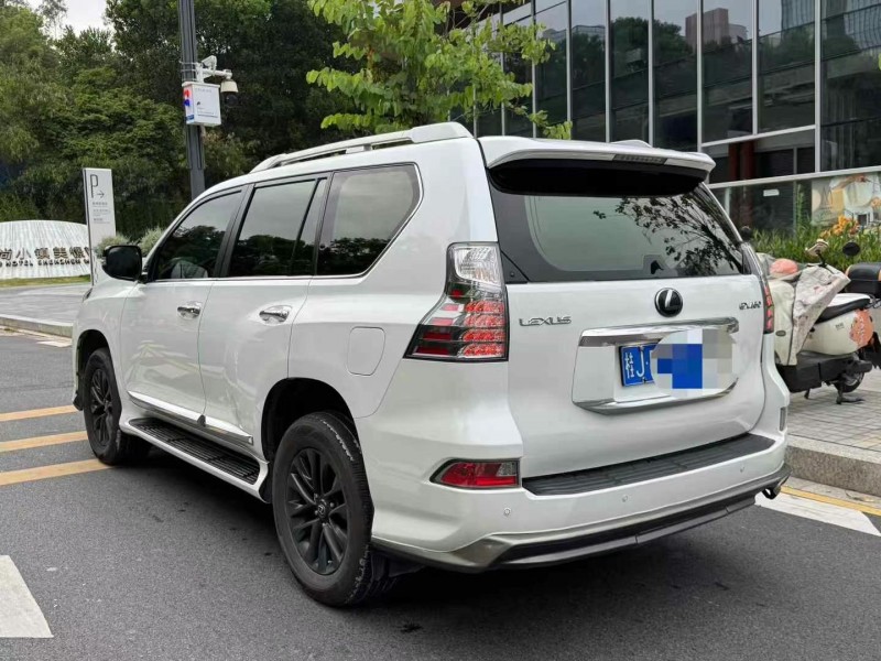 深圳20年雷克萨斯GX7