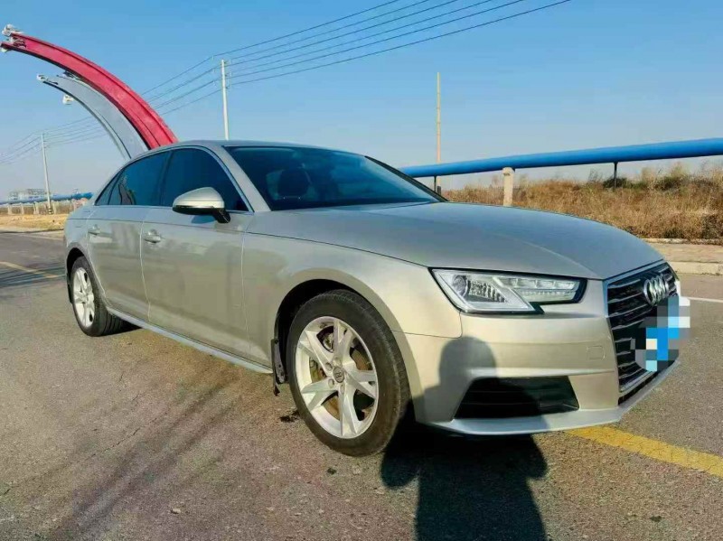 济宁17年奥迪A4L3