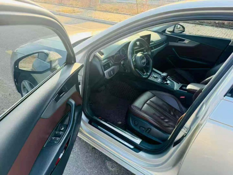 济宁17年奥迪A4L6