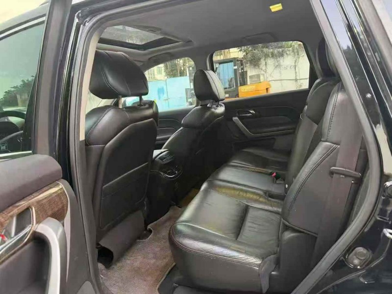 广州10年讴歌MDX5