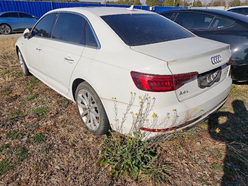 淮安18年奥迪A4L4