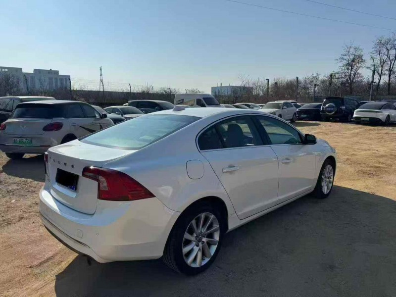 烟台16年沃尔沃S60L9