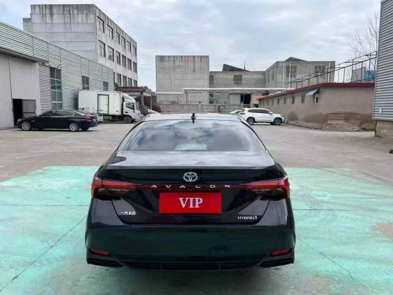 枣庄21年丰田亚洲龙9