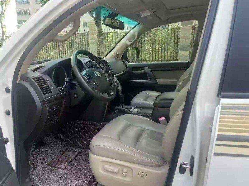 广州20年丰田兰德酷路泽4