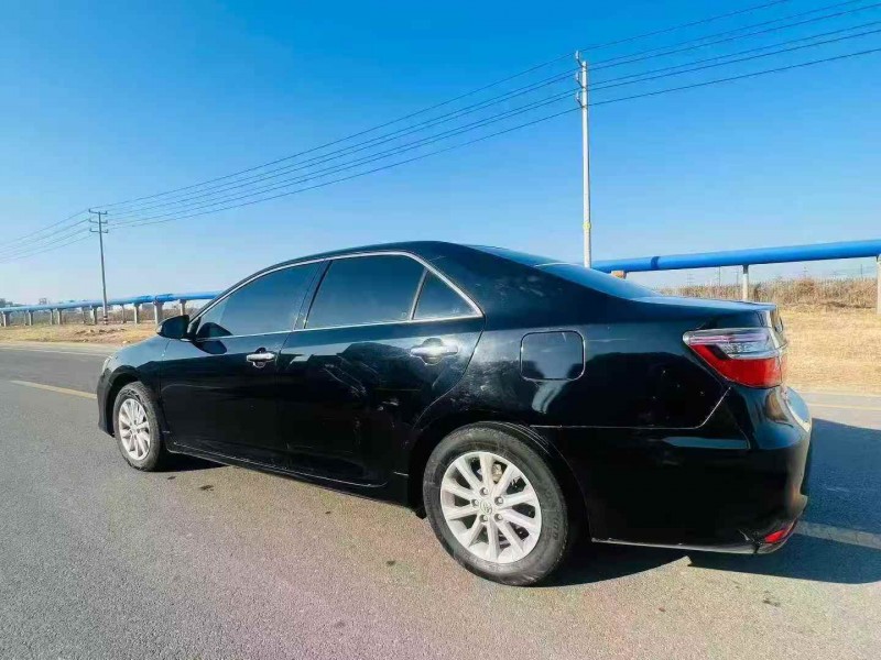 淄博15年丰田凯美瑞6