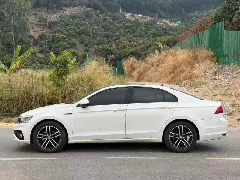 广州21年大众凌渡7