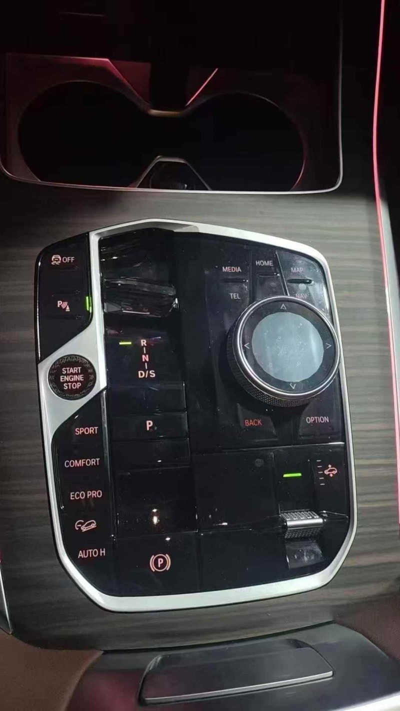 青岛25年宝马X78