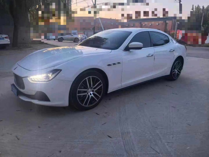 保定17年玛莎拉蒂Ghibli2