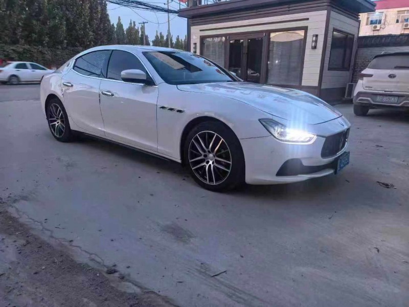 保定17年玛莎拉蒂Ghibli3