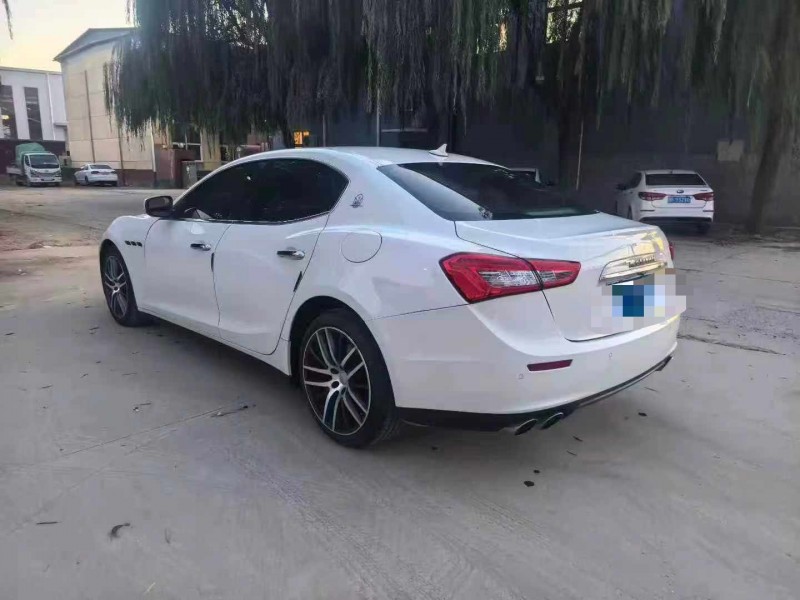 保定17年玛莎拉蒂Ghibli7