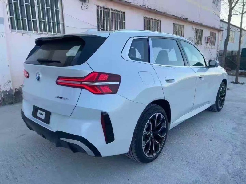 济宁25年宝马X37