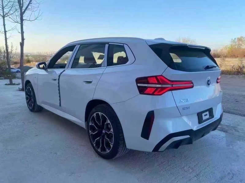 济宁25年宝马X38