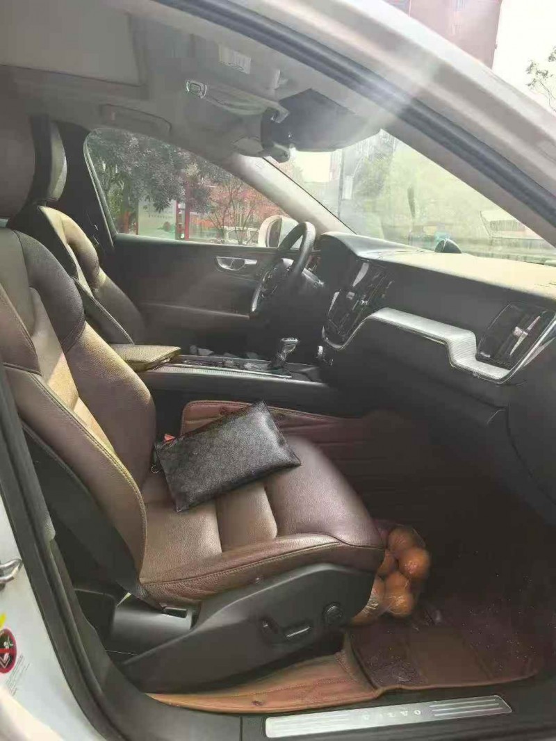 赣州19年沃尔沃XC605