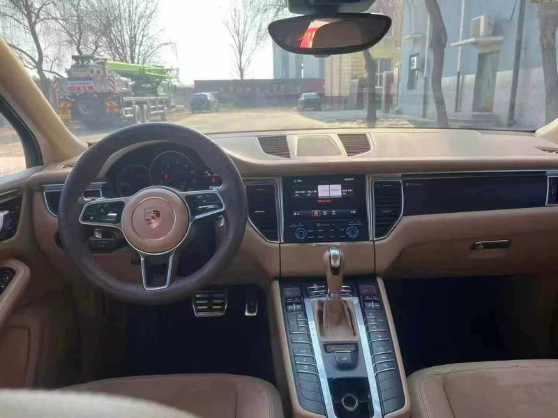 保定17年保时捷Macan5
