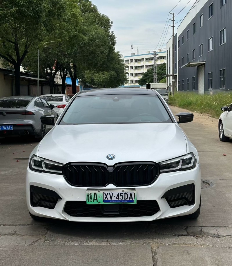 中山22年宝马5系1