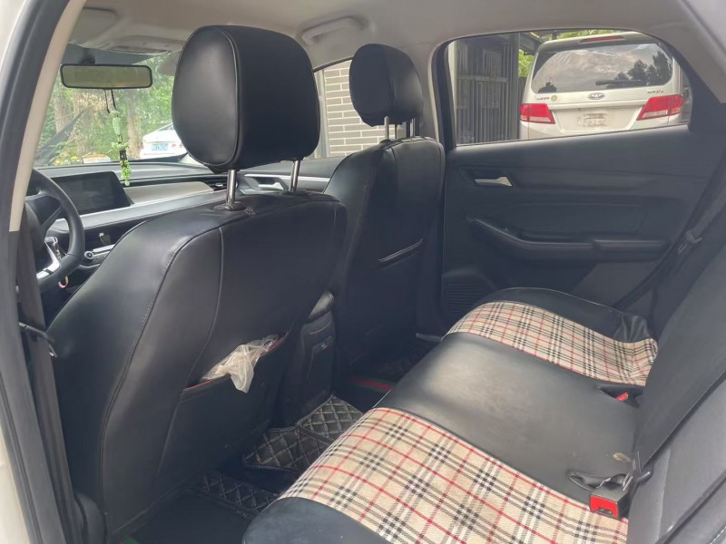 济宁21年福特福睿斯4