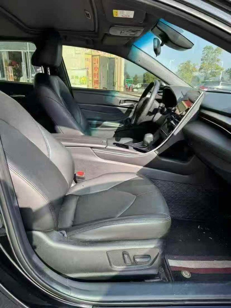 鹰潭21年丰田亚洲龙4