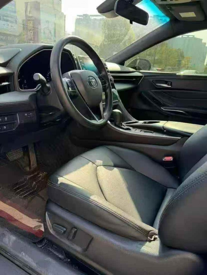 鹰潭21年丰田亚洲龙5