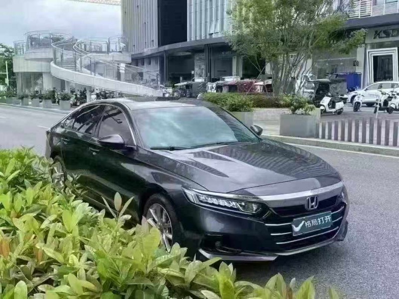 深圳22年本田雅阁2