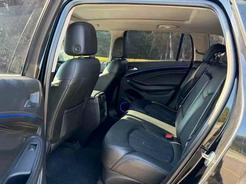 淮安18年别克昂科威6