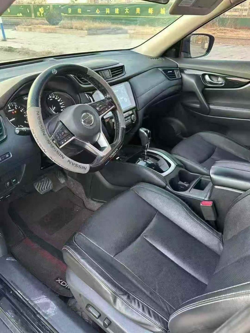 枣庄20年日产奇骏5