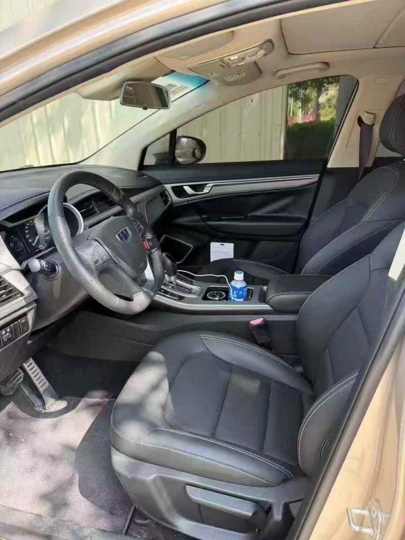 佛山18年吉利帝豪4