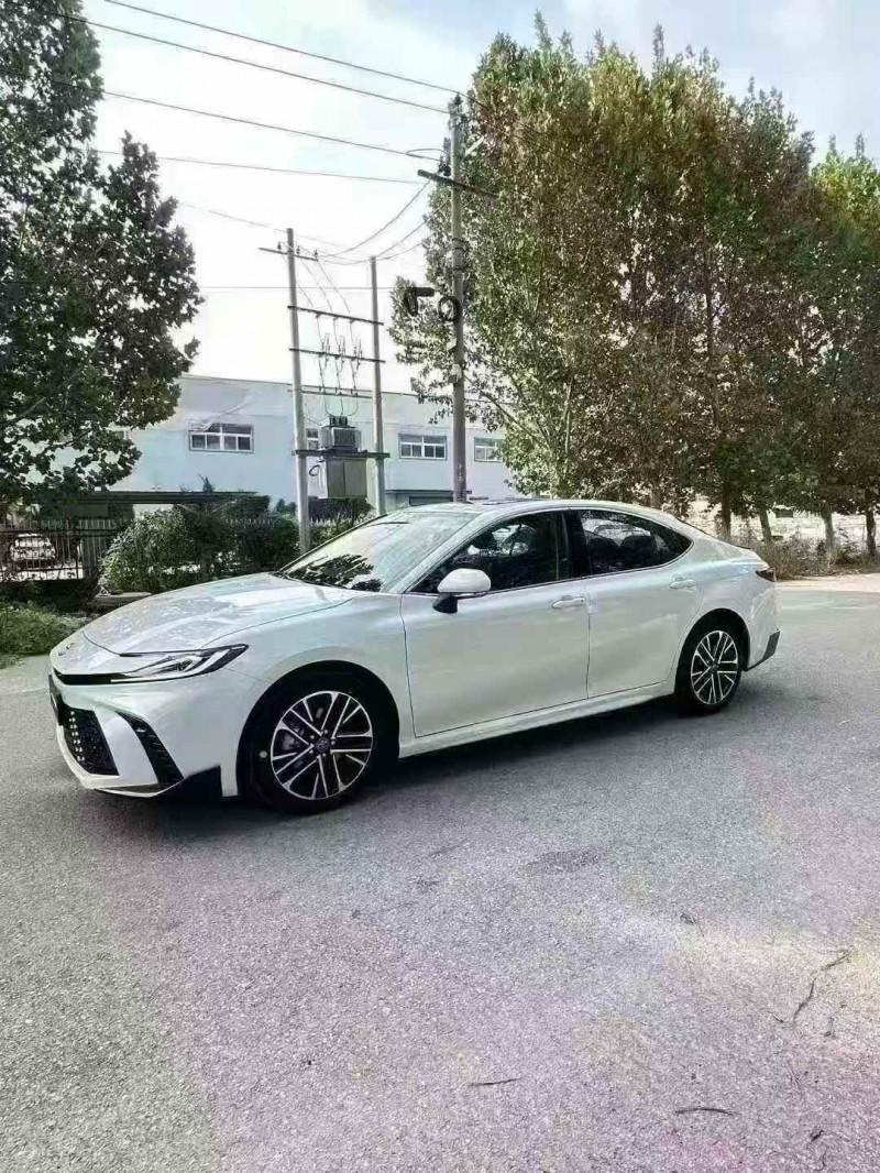 潍坊25年丰田凯美瑞3