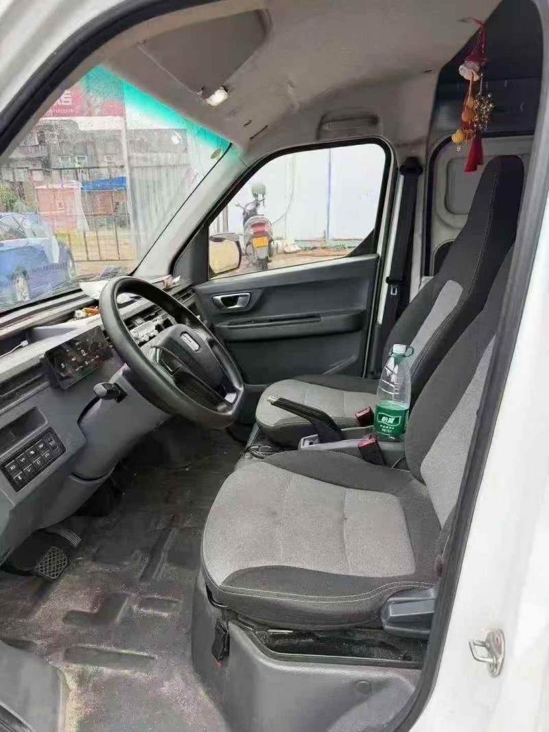 广州23年吉利星享4