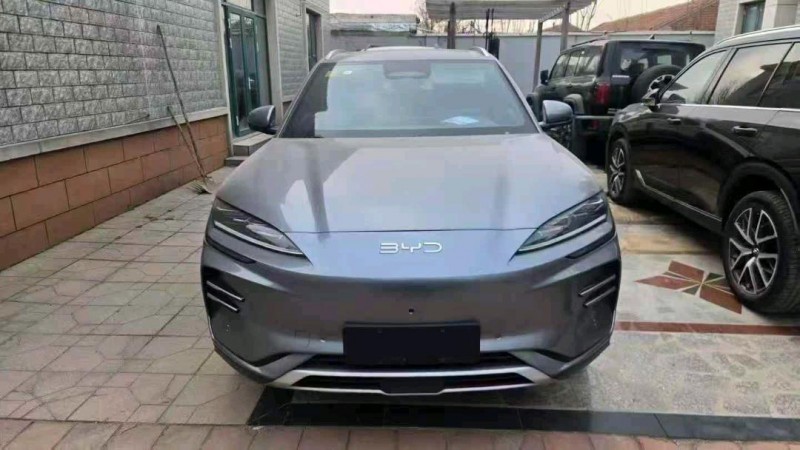 石家庄25年比亚迪宋1