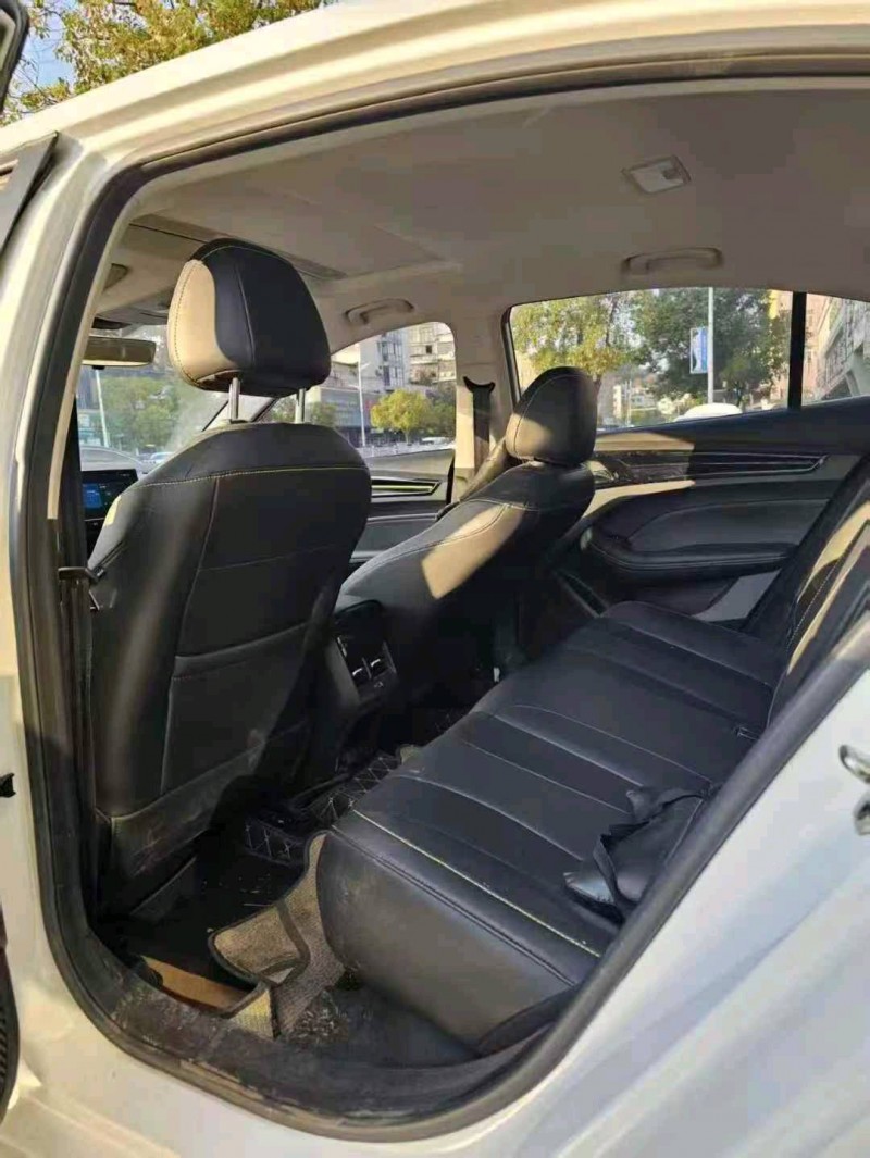 济南22年荣威i56