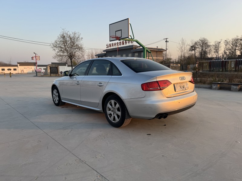 徐州12年奥迪A4L8