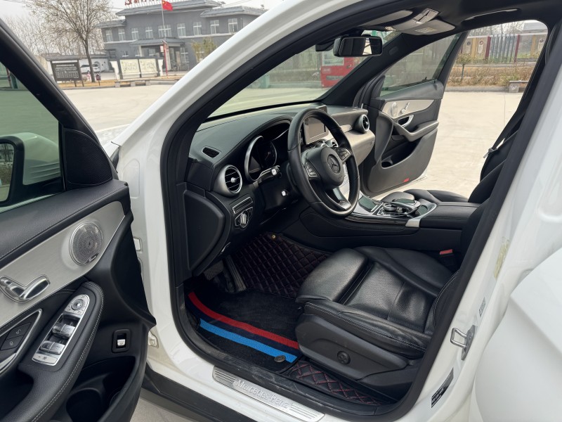 徐州19年奔驰GLC3