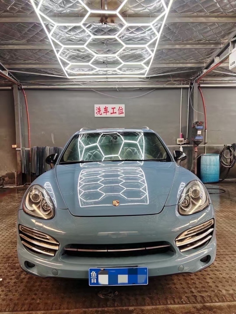 潍坊12年保时捷卡宴1