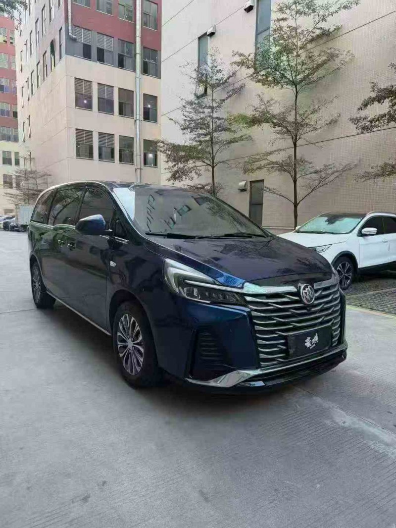 湛江23年别克GL82