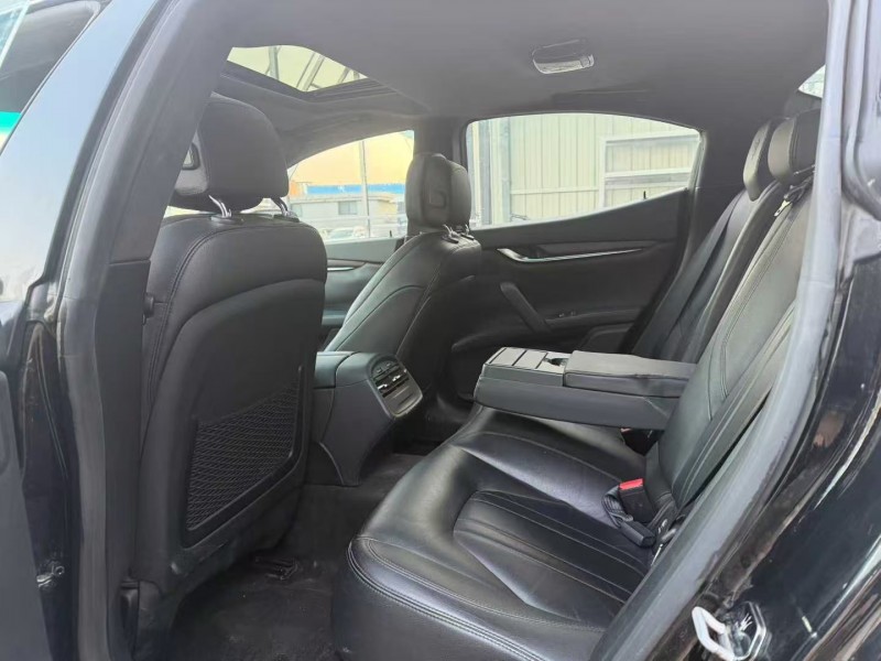 焦作16年玛莎拉蒂Ghibli7