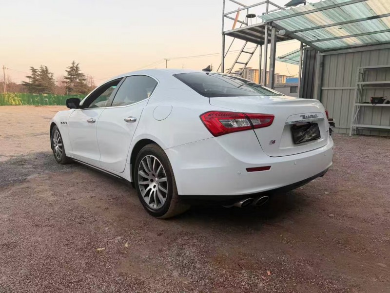 焦作16年玛莎拉蒂Ghibli9