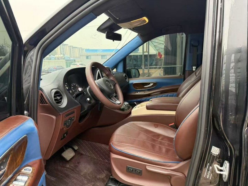 焦作19年奔驰威霆9