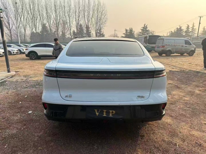 焦作23年岚图汽车追光8