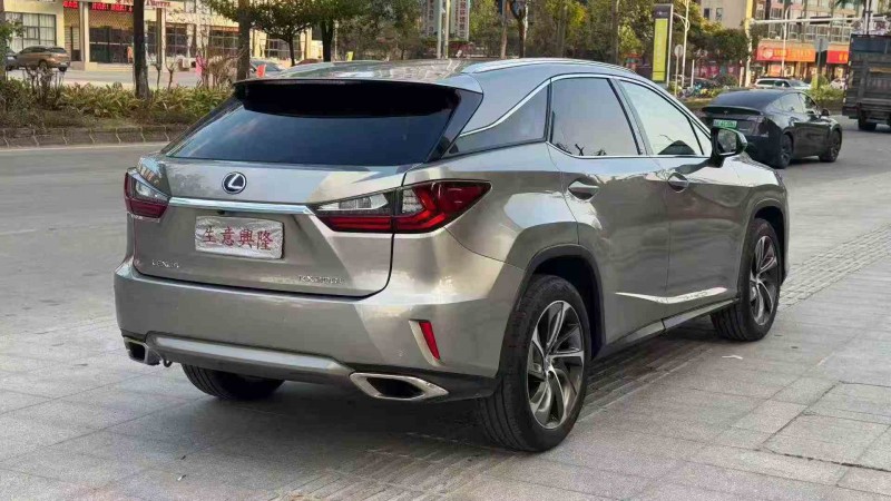 湛江17年雷克萨斯RX7