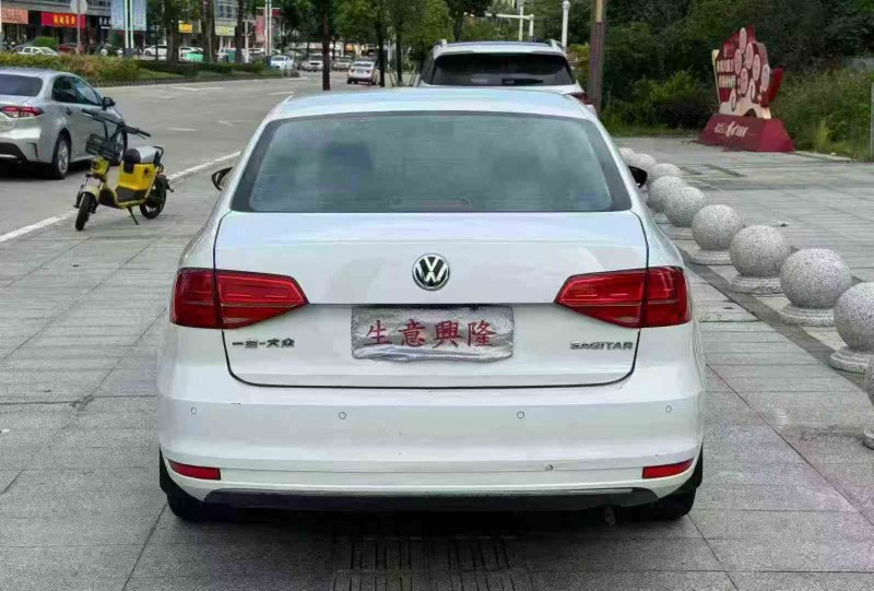 湛江19年大众速腾9