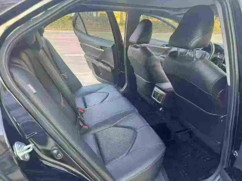 江门22年丰田凯美瑞6