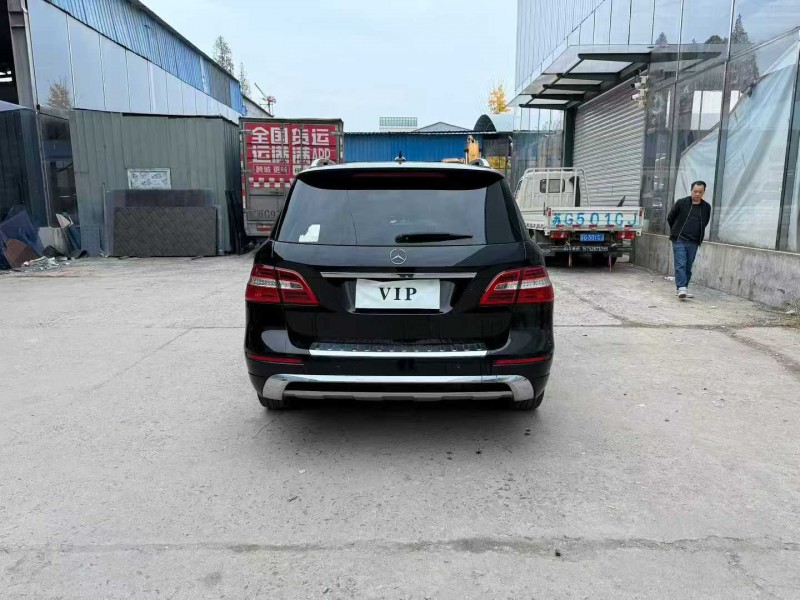 徐州13年奔驰ML9